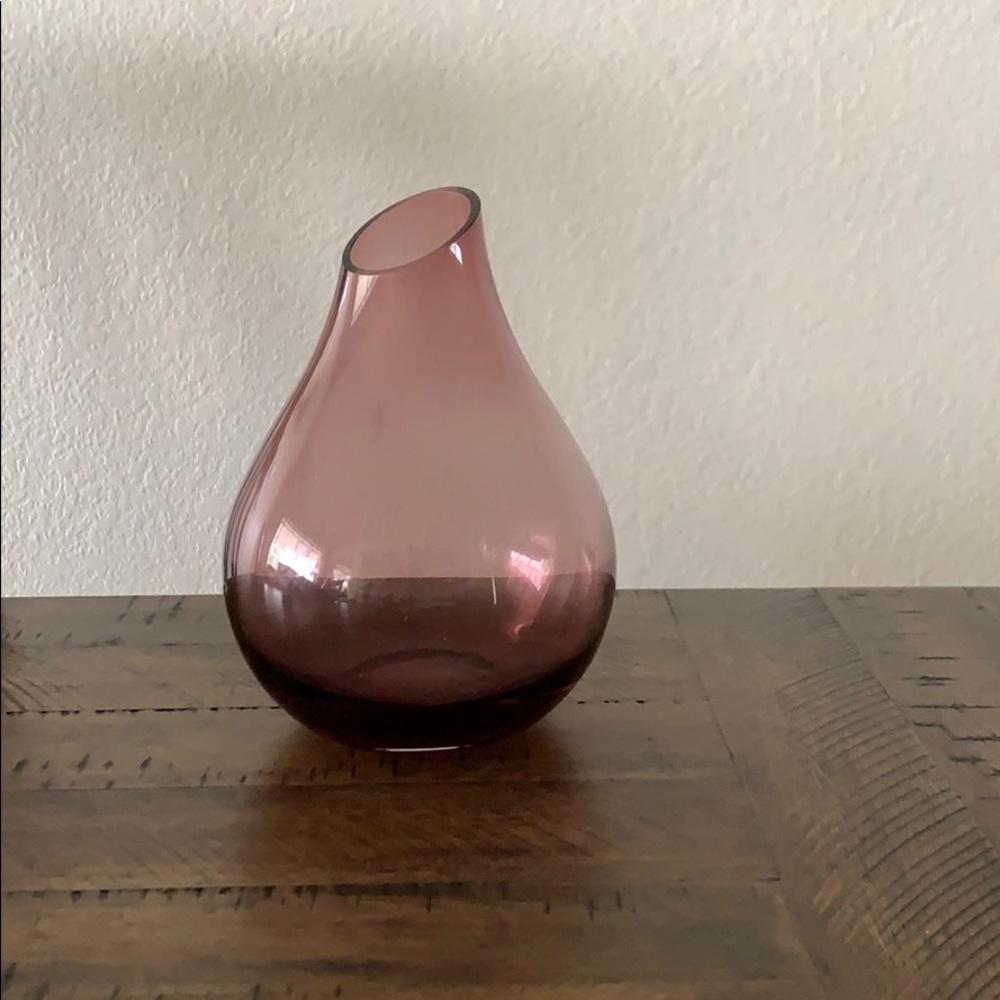 Clear Amethyst Vase